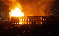 Cháy lớn tại bảo tàng 200 tuổi của Brazil