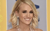 Carrie Underwood tiết lộ từng sảy thai ba lần trong hai năm