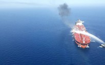 Tàu dầu nghi bị tấn công ở vịnh Oman