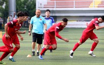 U.22 Việt Nam lo âu về sân cỏ nhân tạo tại SEA Games 30