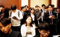 Thanh niên Hàn Quốc ra nước ngoài tìm việc