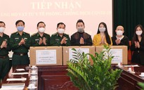 Tùng Dương, Phạm Thùy Dung kêu gọi được hơn 1 tỉ đồng chống dịch