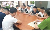 Lâm Đồng: Bắt 9 thanh niên thủ súng và nhiều dao, mã tấu