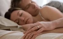 Chuyên gia chỉ cách vợ chồng ngủ chung thoải mái nhất có thể