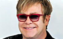 Ca sĩ Elton John muốn gặp ông Putin đòi quyền cho người đồng tính Nga