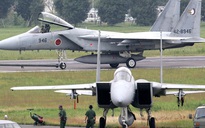 Máy bay quân sự Nhật - Trung gia tăng đối đầu