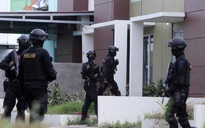 Indonesia: 6 người chết ngạt vì bị bọn cướp nhốt trong phòng tắm