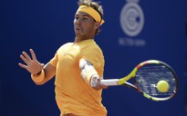 Nadal có trận thắng thứ 400 trên sân đất nện