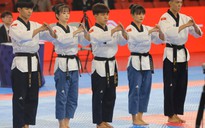 Hot girl Châu Tuyết Vân và đội tuyển taekwondo Việt Nam tập luyện online giữa đại dịch