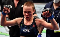 Gương mặt biến dạng của nữ võ sĩ MMA sau 'trận đấu của đêm'