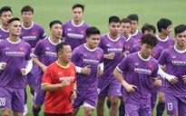Quang Hải hội ngộ tuyển Việt Nam trước cuộc đối đầu với Oman