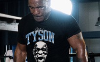 Mike Tyson vẫn đáng sợ ở tuổi U.60