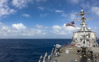 Tàu chiến Mỹ đi qua quần đảo Trường Sa