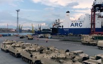 Mỹ tăng chuyển giao vũ khí cho Ukraine qua đường biển