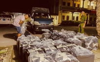 Chở 14.500 gói thuốc lá lậu từ Long An về Trà Vinh, đến Vĩnh Long bị bắt