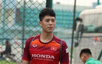 Đình Trọng vượt khó, trở lại tập luyện cùng đội tuyển U.22 Việt Nam