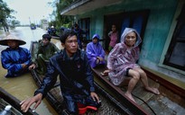 Người dân Huế đang kiệt sức vì mưa lũ dồn dập