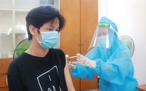 Khánh Hòa: 100% người từ 18 tuổi được tiêm vắc xin Covid-19 mũi 1 trong tháng 9