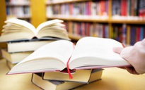Trung Quốc cấm học sinh xé sách để xả stress trước kỳ thi đại học