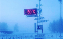 Trẻ em Nga đến trường trong cái lạnh âm 50 độ C