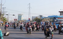 Người dân miền Tây ùn ùn trở lại Sài Gòn