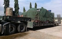2 xe 'khủng' chở quá tải từ Hà Nội lọt đến Bình Thuận