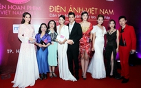 Cựu ca sĩ TVB bất ngờ tham dự LHP Việt Nam