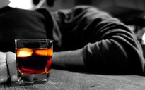 Nguy cơ ngộ độc do lạm dụng đồ uống có cồn