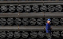 Công nhân ngành than, thép Trung Quốc phải nghỉ hưu non
