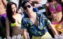 Quách Tuấn Du làm MV bolero với hình ảnh bikini nóng bỏng