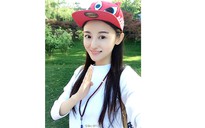 Nữ diễn viên xinh đẹp chết vì trị ung thư bằng y học cổ truyền Trung Quốc