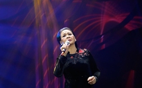 Khánh Ly hát vì đồng bào khó khăn tại Hội An