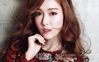 Ca sĩ Hàn Quốc Jessica Jung biểu diễn tại TP.HCM