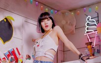 Trang phục của Lisa trong MV Ice Cream 'cháy hàng'