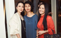 Diva Hồng Nhung rạng rỡ xem show thời trang của Li Lam