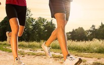 Chạy bộ và nhảy dây: Môn nào giúp giảm cân tốt hơn?