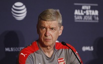 Arsenal hỏi mua trung vệ tuyển Đức để vá hàng phòng ngự