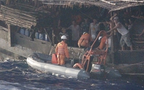 Bất chấp tàu Hải quân Trung Quốc đe dọa: Ngư dân Việt Nam quyết bám biển