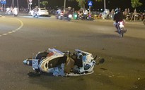 Hai xe máy đối đầu trong đêm khuya, 3 người nhập viện