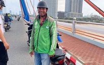 Đà Nẵng: Tài xế GrabBike, công an phường cứu kịp thời một người nhảy cầu sông Hàn