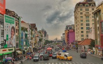 Giữa cái nắng Sài Gòn…