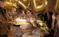 Ghi hình cho Gala nhạc Việt, Lương Bích Hữu được tổ chức sinh nhật bất ngờ