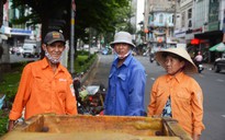 'Đời rác'... Sài Gòn: 3 thế hệ gom rác vì 'ai cũng chọn việc thơm tho...'