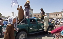 Taliban chỉ cách thủ đô Afghanistan 50 km, một loạt nước hối hả sơ tán công dân
