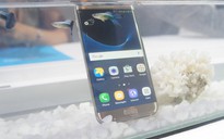 Galaxy S7 edge ‘sống’ dưới nước 16 giờ