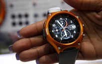 Smartwatch Android Wear siêu bền của Casio giảm nửa giá