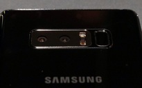 Samsung ra mắt Galaxy S9 với máy ảnh kép vào năm sau
