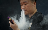 Trung Quốc cấm cửa hàng trực tuyến bán thuốc lá điện tử