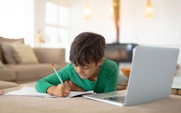 Google tặng Chromebook và các điểm truy cập Wi-Fi cho học sinh