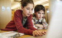 Liên minh công nghệ gia hạn cam kết chống lạm dụng trẻ em trực tuyến